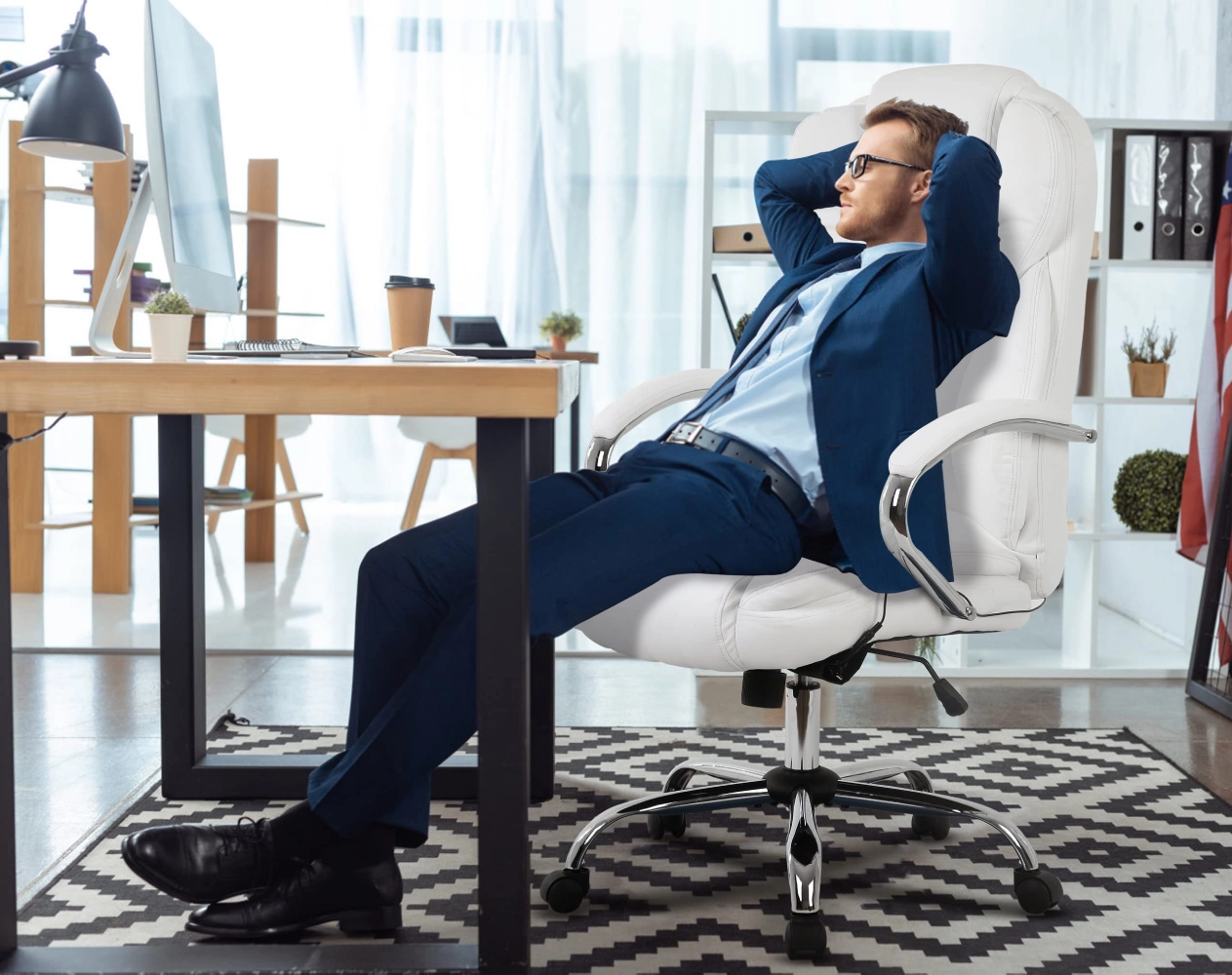 Ofis Rahatlığı və Məhsuldarlıq üçün Mükəmməl Ofis Kreslosunu Seçmək üzrə Ən Yaxşı Bələdçi